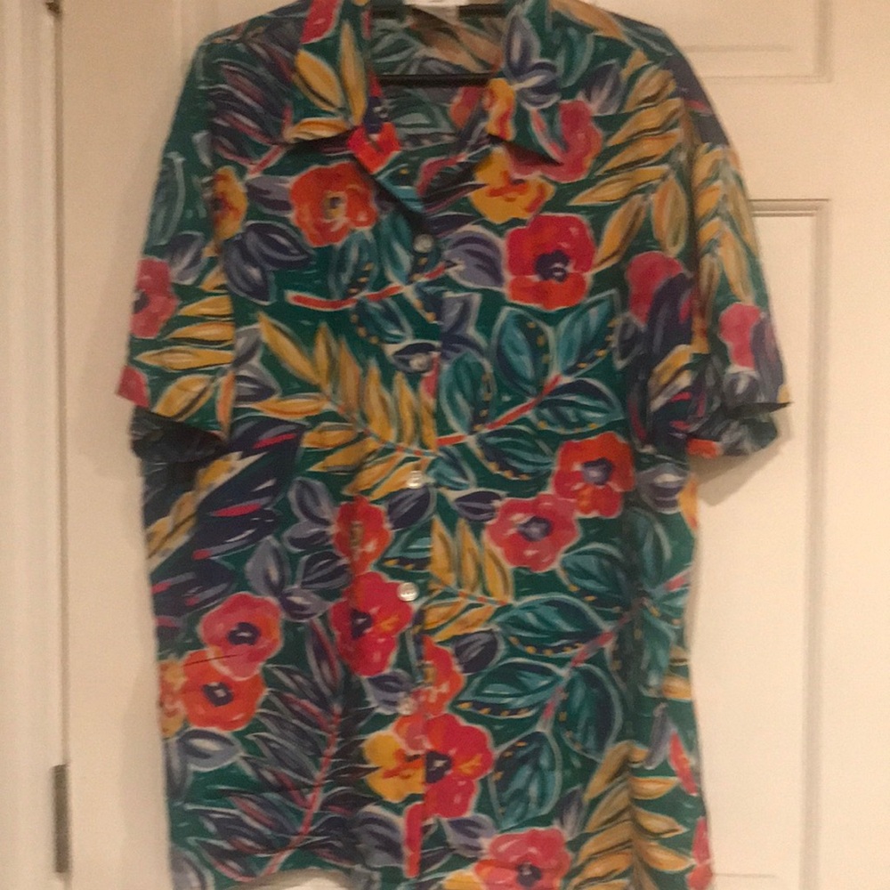 Jones New York Green Tropical Floral Button-Down Shirt